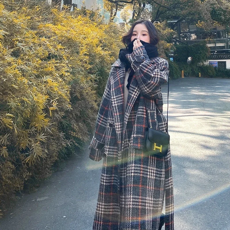 2022 Autumn And Winter New Korean Style Fashion Loose Plaid Tweed Print Medium And Long Woolen Coat Women's Trend
2022 Autumn And Winter New Korean Style Fashion Loose Plaid Tweed Print Medium And Long Woolen Coat Women's Trend