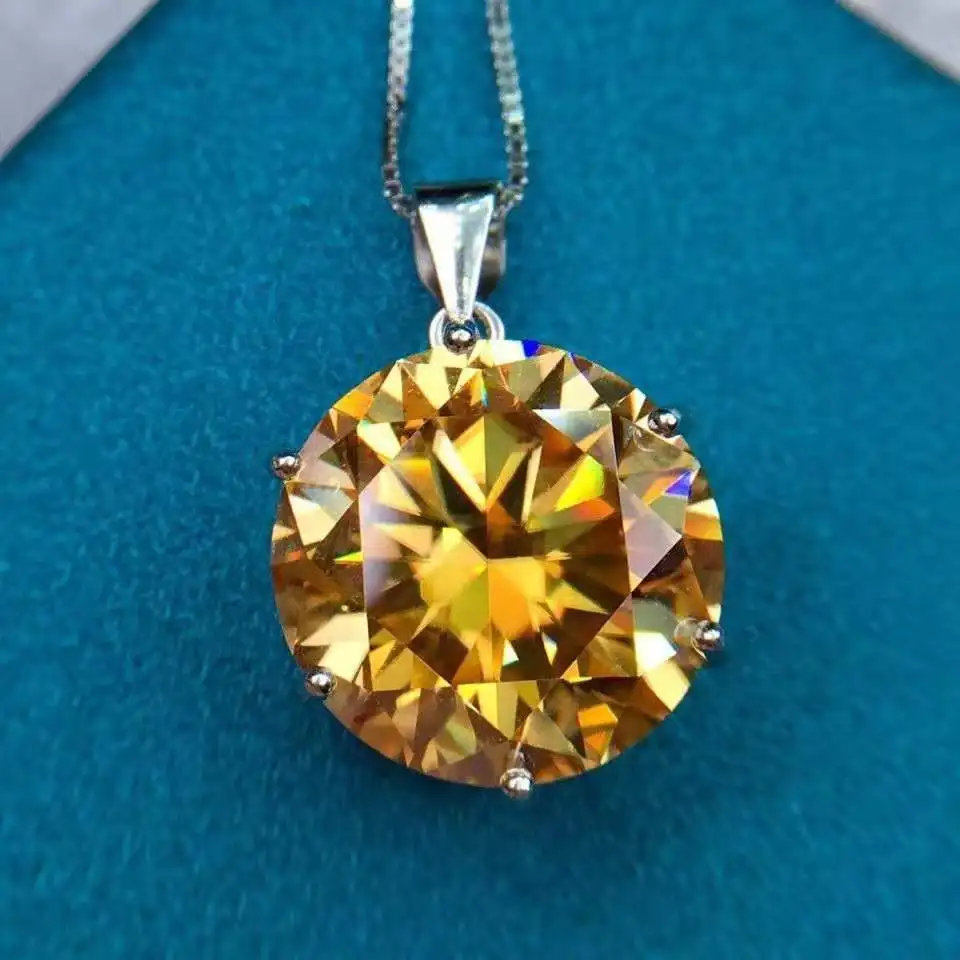 New Domineering 10 Carat Yellow Moissan Diamond Necklace Pendant Lucky Yellow Noble Hearts & Arrows Cut Jewelry Accessories
New Domineering 10 Carat Yellow Moissan Diamond Necklace Pendant Lucky Yellow Noble Hearts & Arrows Cut Jewelry Accessories