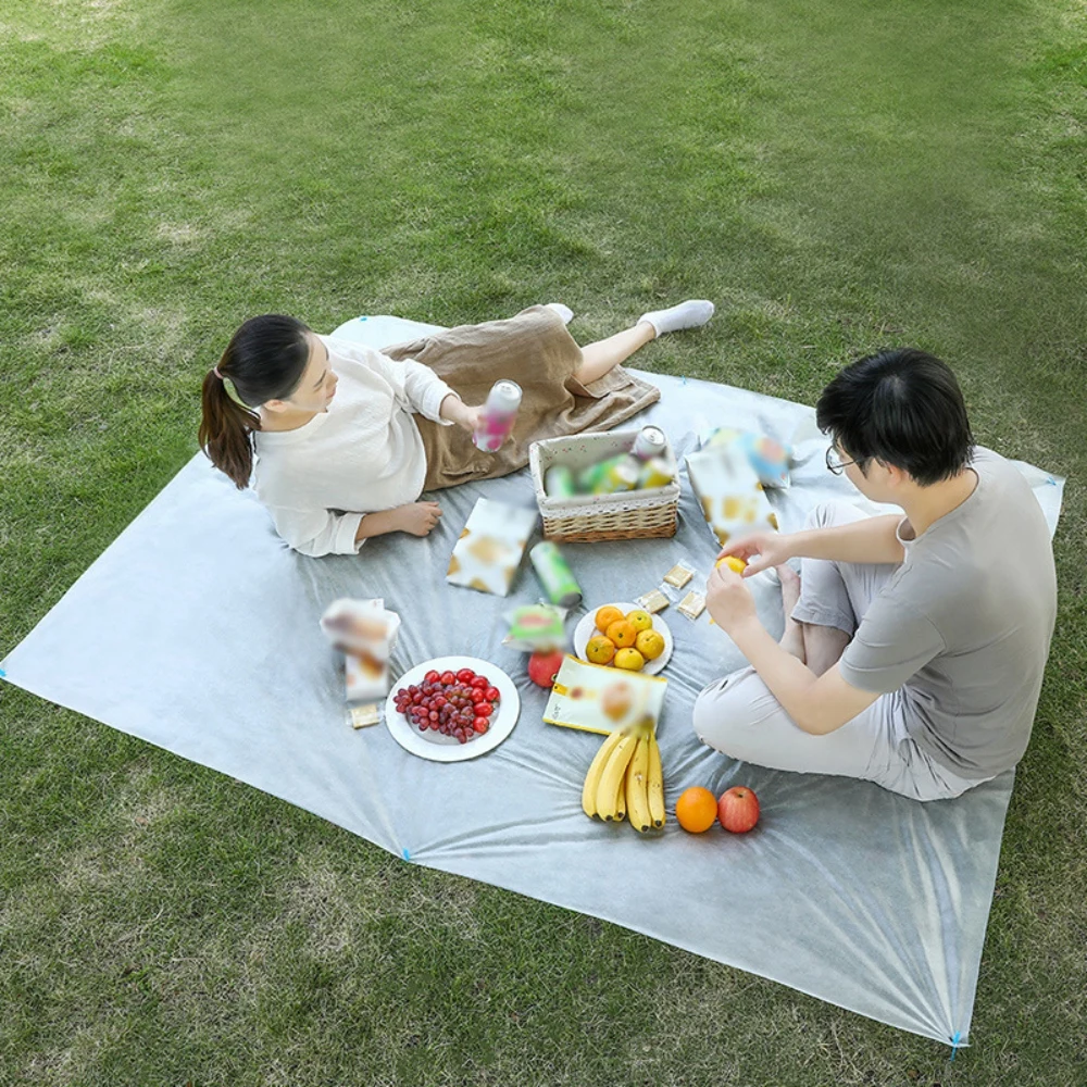 1.5*2M Waterproof Picnic Mat Disposable Folable Camping Mats Outdoor Portable Traveling Hiking BBQ Mats Beach Pads
1.5*2M Waterproof Picnic Mat Disposable Folable Camping Mats Outdoor Portable Traveling Hiking BBQ Mats Beach Pads