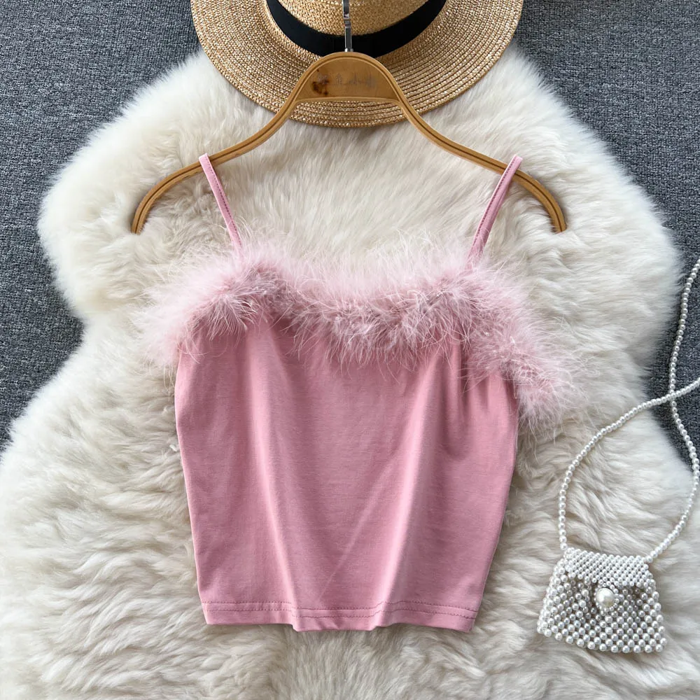 Autumn Korean Version of the New Plush Velvet Slim Thin Inside the Sexy Short Paragraph Small Sling Top
Autumn Korean Version of the New Plush Velvet Slim Thin Inside the Sexy Short Paragraph Small Sling Top