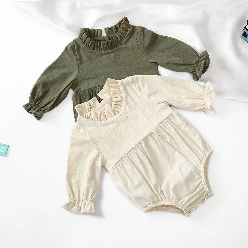New long-sleeved cotton and linen newborn romper solid color flying sleeve lace neckline baby jumpsuit children's romper
New long-sleeved cotton and linen newborn romper solid color flying sleeve lace neckline baby jumpsuit children's romper