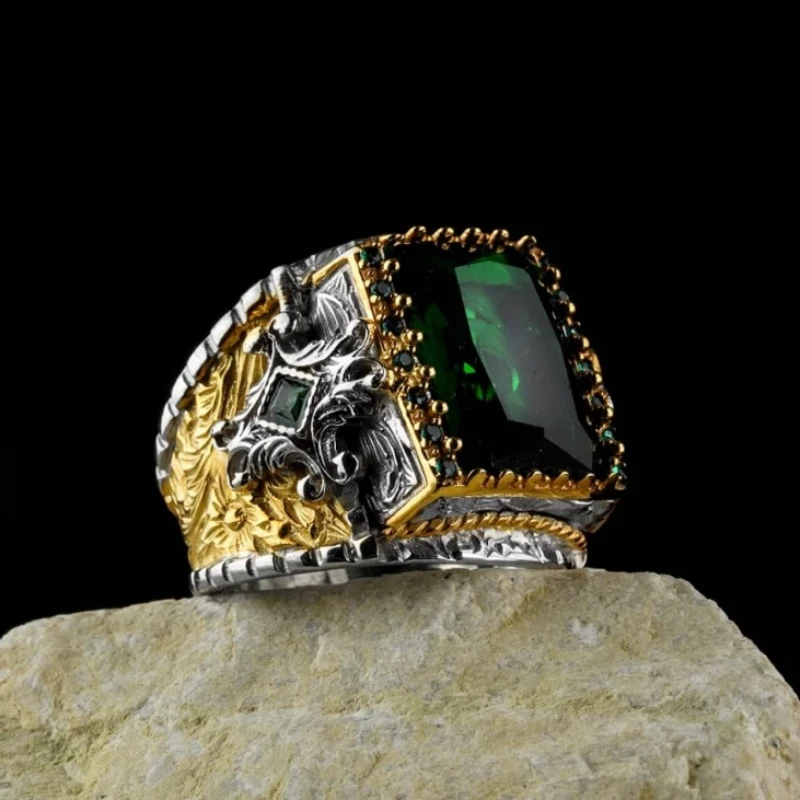 Copper Material Open Adjustable Ring Men's Green Square Crystal Zircon Finger Ring Party Wedding High-end Carved Jewelry
Copper Material Open Adjustable Ring Men's Green Square Crystal Zircon Finger Ring Party Wedding High-end Carved Jewelry