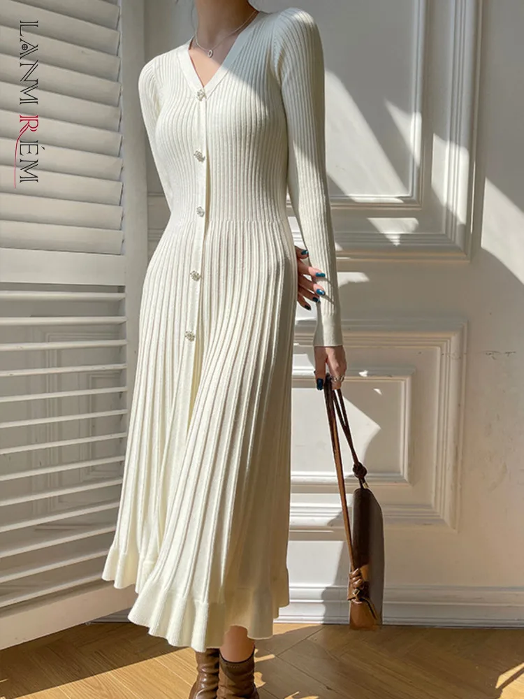 LANMREM Office Lady Knitting Dress For Women V-neck Single Breasted Long Sleeves Fashion A-line Dresses 2023 Autumn New 2AA1001
LANMREM Office Lady Knitting Dress For Women V-neck Single Breasted Long Sleeves Fashion A-line Dresses 2023 Autumn New 2AA1001