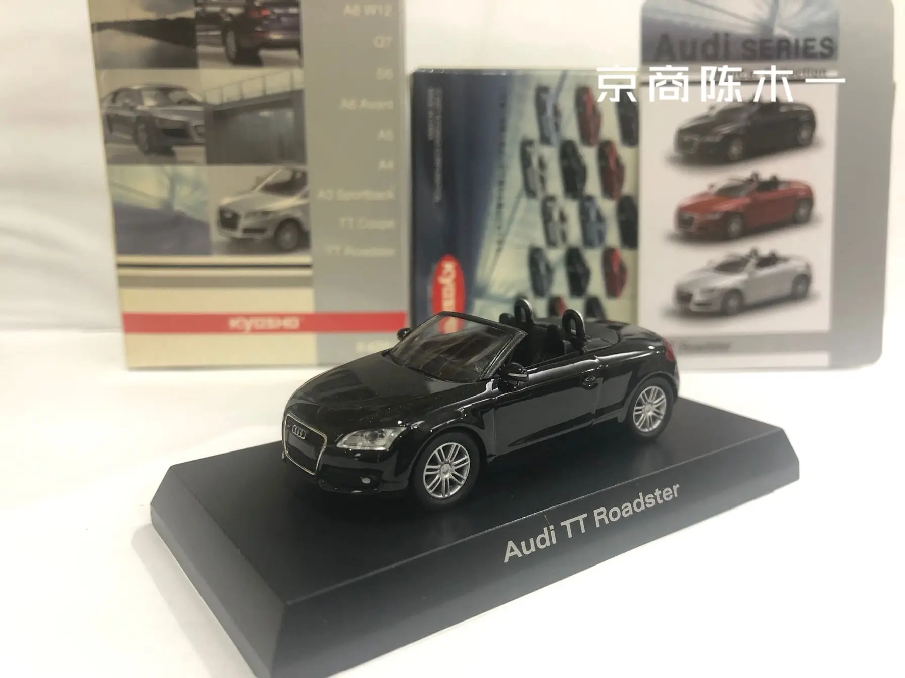 Коллекция KYOSHO 1/64 Audi TT Roadster, металлические Литые модели автомобилей, игрушки
Коллекция KYOSHO 1/64 Audi TT Roadster, металлические Литые модели автомобилей, игрушки