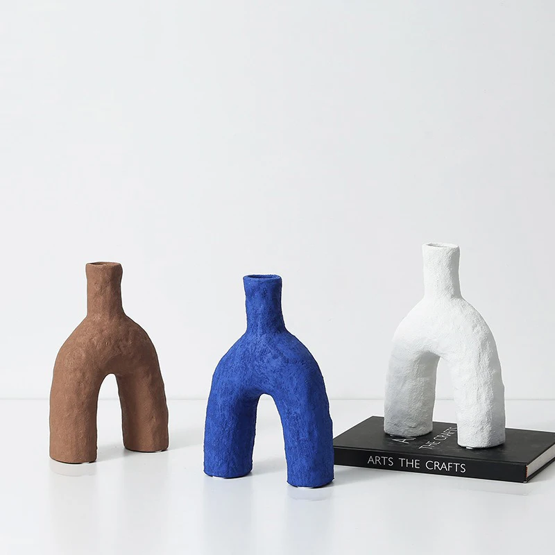 Nordic Ceramic Flower Vases Luxury Stand for Flowers Home Design Vase Aesthetic Room Decor Table Living Room Decoration Gift
Nordic Ceramic Flower Vases Luxury Stand for Flowers Home Design Vase Aesthetic Room Decor Table Living Room Decoration Gift