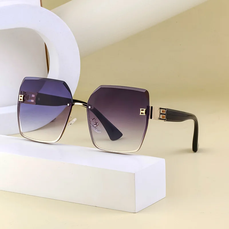 Fashion Luxury Brand Rimless Women Sunglasses For Men Vintage Designer Sun Glasses Square Red Shades UV400 Eyewear Wholesale
Fashion Luxury Brand Rimless Women Sunglasses For Men Vintage Designer Sun Glasses Square Red Shades UV400 Eyewear Wholesale