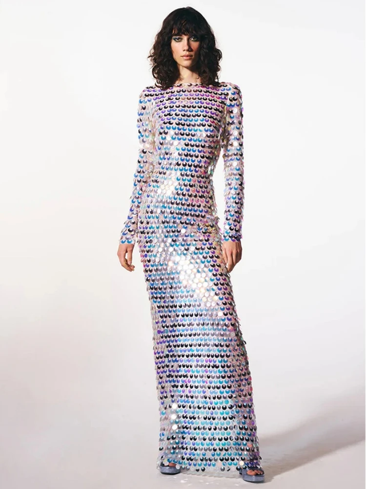 BEVENCCEL Sexy Luxury Sequins Long Sleeve Backless Long Dress Elegant O-Neck Backlees Lace-up Shiny Sequins Maxi Dress Evening
BEVENCCEL Sexy Luxury Sequins Long Sleeve Backless Long Dress Elegant O-Neck Backlees Lace-up Shiny Sequins Maxi Dress Evening