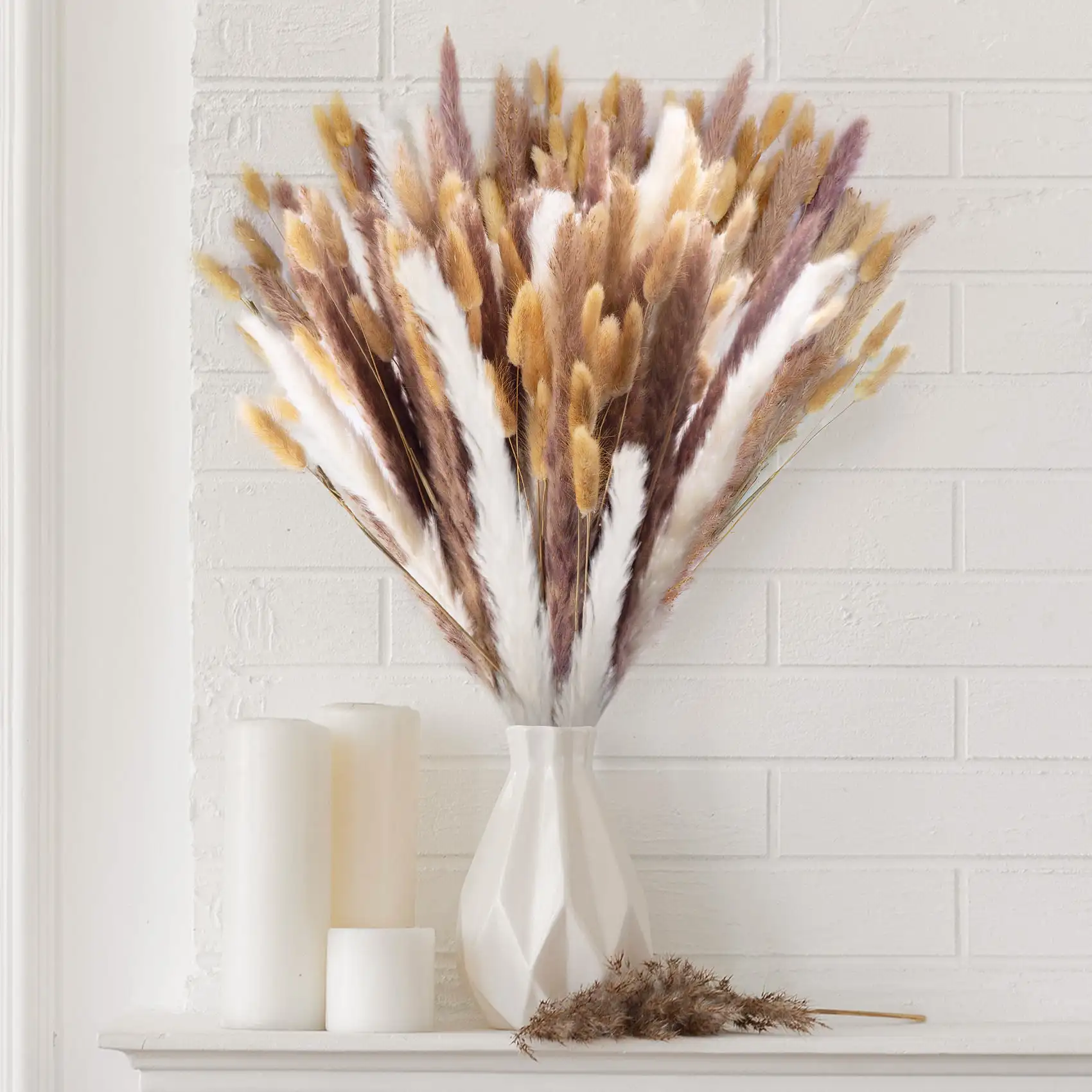 100 Pcs Pampas Grass Decor, 17" Dried Flower Bouquet for Home Decoration, Boho, Party and Wedding
100 Pcs Pampas Grass Decor, 17" Dried Flower Bouquet for Home Decoration, Boho, Party and Wedding