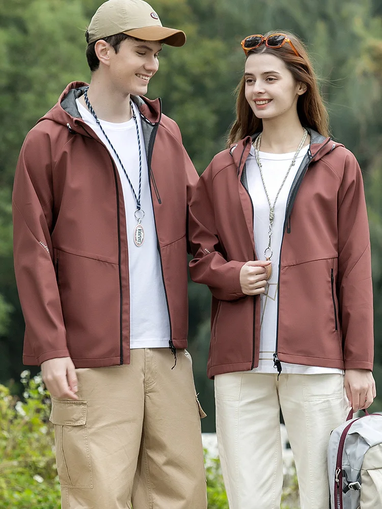 2023 новая весенняя Уличная Повседневная куртка для мужчин и женщин унисекс, водонепроницаемая и ветрозащитная одежда, ветровка с капюшоном, пальто
2023 новая весенняя Уличная Повседневная куртка для мужчин и женщин унисекс, водонепроницаемая и ветрозащитная одежда, ветровка с капюшоном, пальто