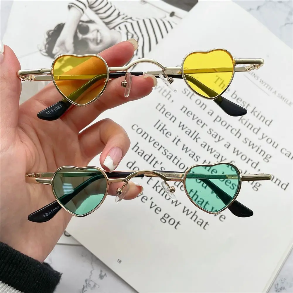 Women Men Metal Frame Candy Color Punk Ultra-small Shades Heart-Shaped Sunglasses Sun Glasses
Women Men Metal Frame Candy Color Punk Ultra-small Shades Heart-Shaped Sunglasses Sun Glasses