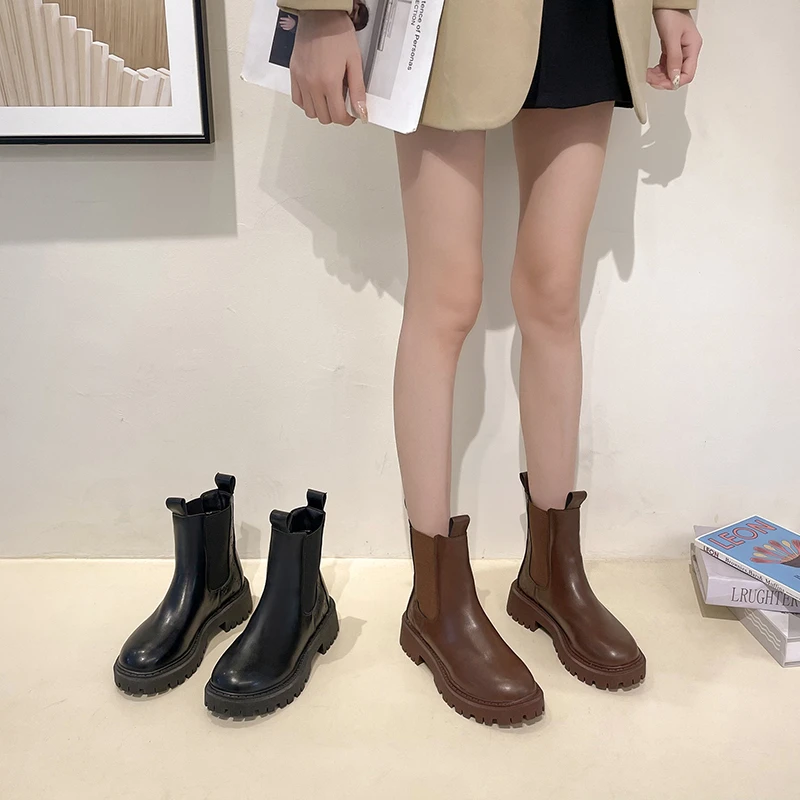 2022 New Fashion Ankle Boots Platform Women Cow Leather Chelsea Boots Round Toe Elastic Band Thick Sole Handmade Ladies Shoes
2022 New Fashion Ankle Boots Platform Women Cow Leather Chelsea Boots Round Toe Elastic Band Thick Sole Handmade Ladies Shoes