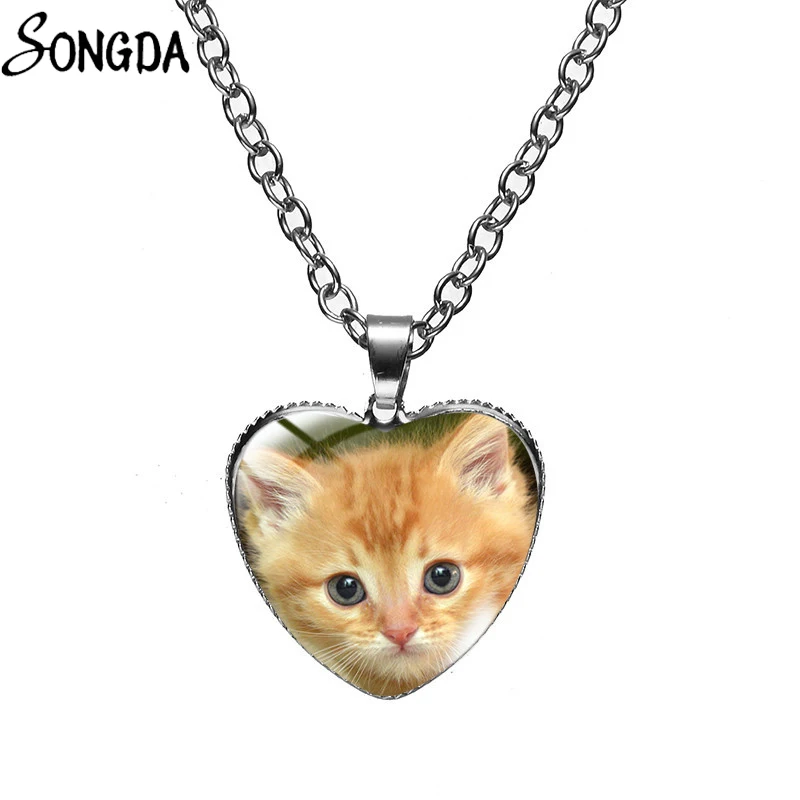 Cute Pet Orange Cat Heart Necklace for Women Men Kawaii Animal Pendant Necklace Chains Metal Glass Dome Jewelry Wholesale Gifts
Cute Pet Orange Cat Heart Necklace for Women Men Kawaii Animal Pendant Necklace Chains Metal Glass Dome Jewelry Wholesale Gifts