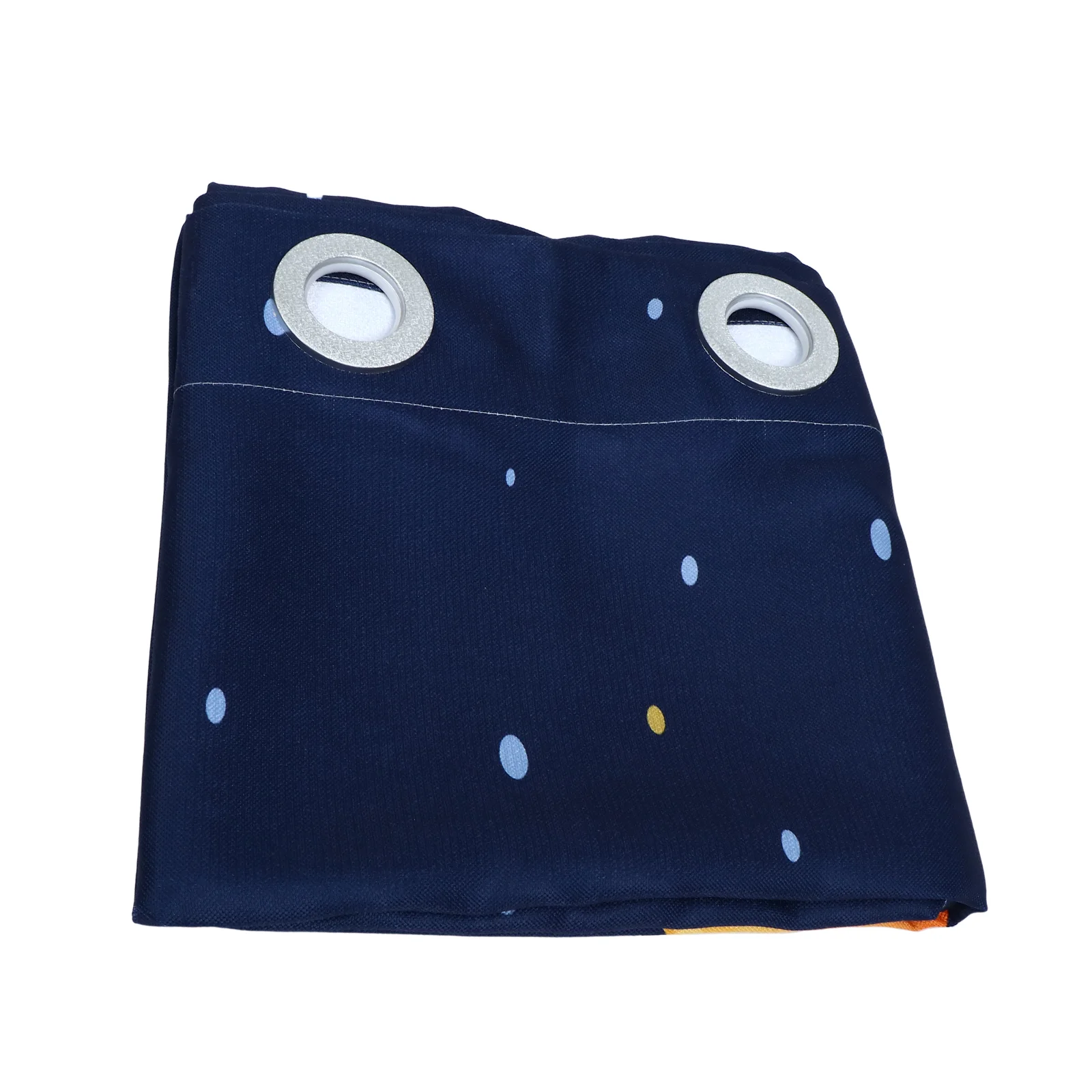 1 шт., светонепроницаемая занавеска на окно 
1 шт., светонепроницаемая занавеска на окно