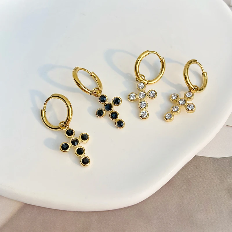 2022 New Tarnish Free Stainless Steel Black White Glass Stone Cross Charm Hoop Earrings for Woman Girls Fashion Jewelry Gift
2022 New Tarnish Free Stainless Steel Black White Glass Stone Cross Charm Hoop Earrings for Woman Girls Fashion Jewelry Gift