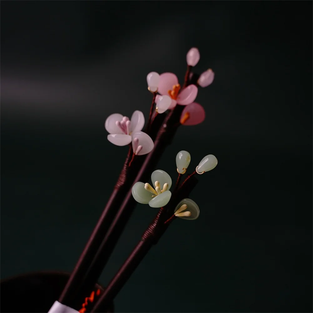 Fashion Chinese Style Hair Sticks Vintage Wooden Chopstick Women Hairpins Hair Clips Pins Wedding Hair Jewelry Hair Accessories
Fashion Chinese Style Hair Sticks Vintage Wooden Chopstick Women Hairpins Hair Clips Pins Wedding Hair Jewelry Hair Accessories
