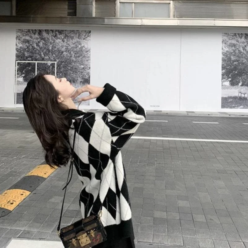 Xiaoxiangfeng cardigan sweater new 2022 fashion 2022 new college loose and lazy women in woolen clothes
Xiaoxiangfeng cardigan sweater new 2022 fashion 2022 new college loose and lazy women in woolen clothes