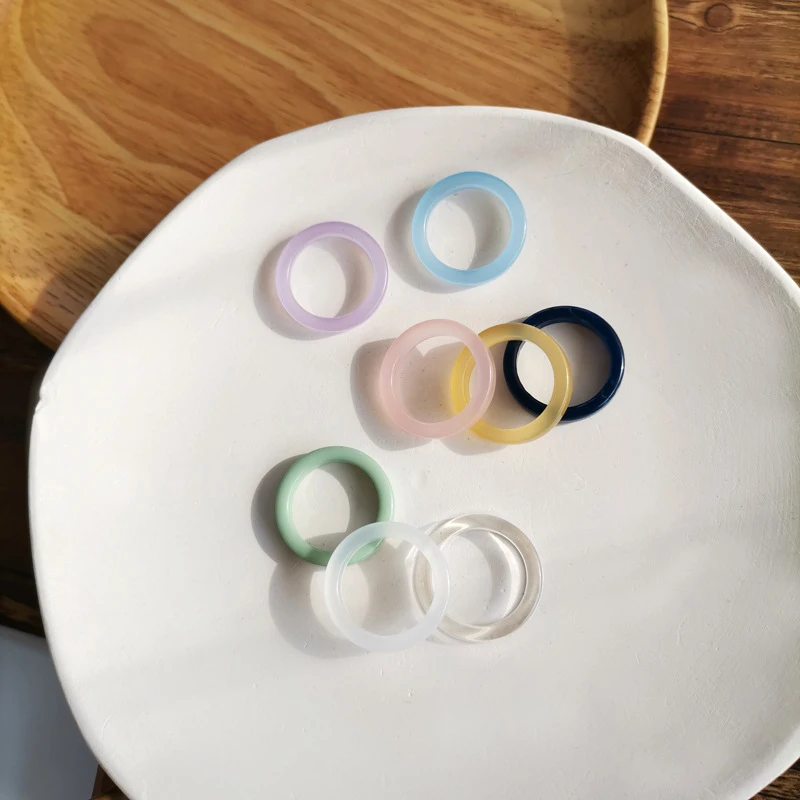Retro New Korea Chic Transparent Aesthetic ring Colorful Minimalist Acrylic Resin Thin Ring for Women Jewelry Party Gifts
Retro New Korea Chic Transparent Aesthetic ring Colorful Minimalist Acrylic Resin Thin Ring for Women Jewelry Party Gifts