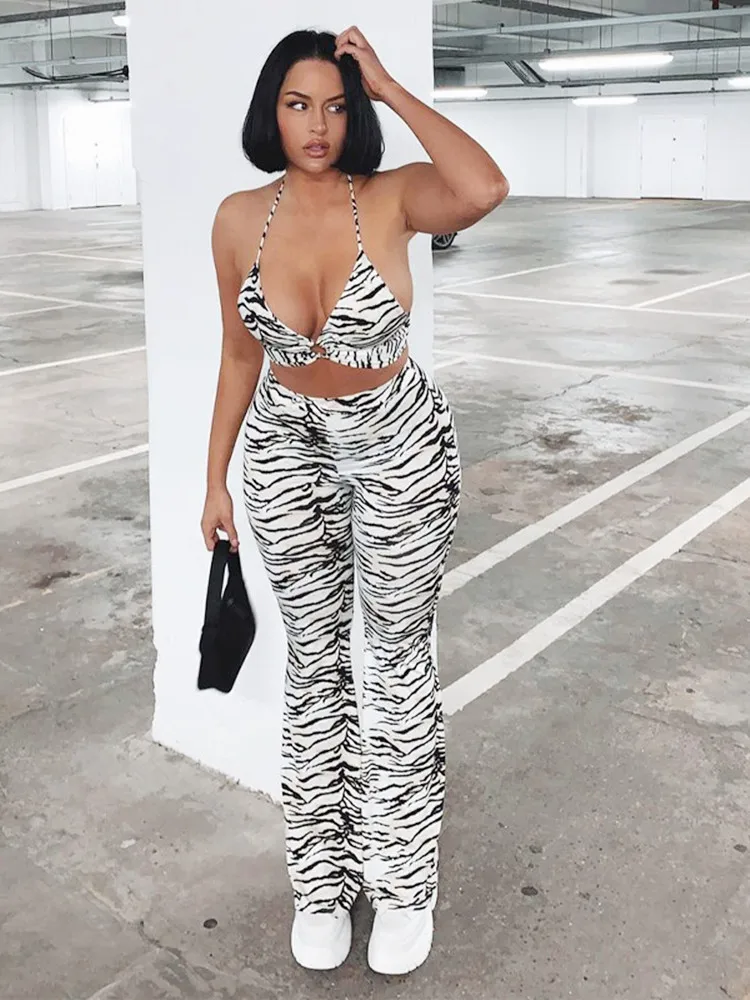 Zebra Striped Print 2 Pcs Set Outfits For Women Clothes Neck Mounted Backless Mini Crop Top Long Flare Pants Sexy Streetwear
Zebra Striped Print 2 Pcs Set Outfits For Women Clothes Neck Mounted Backless Mini Crop Top Long Flare Pants Sexy Streetwear