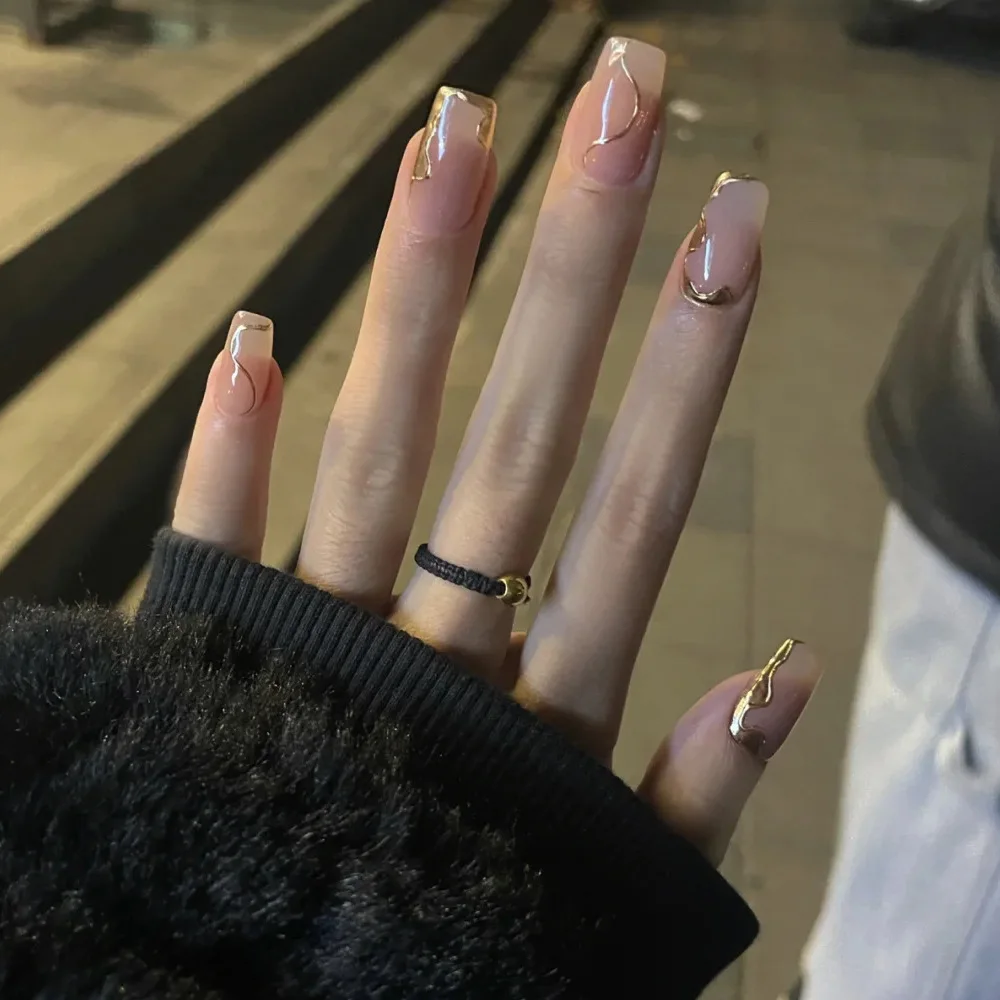 24Pcs light luxury Phnom Penh Line Fake Nails Nail Supplies for professionals Full Cover Nail Tips Press On Nails Nail Art Tool
24Pcs light luxury Phnom Penh Line Fake Nails Nail Supplies for professionals Full Cover Nail Tips Press On Nails Nail Art Tool