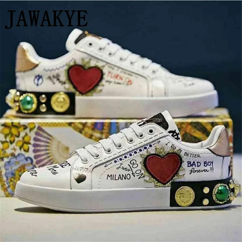 2022 Luxury Brand Women Flat Leather Trainers Ladies Graffiti Sneakers Lace Up White Rhinestone Causal Women Runner Dress Shoes
2022 Luxury Brand Women Flat Leather Trainers Ladies Graffiti Sneakers Lace Up White Rhinestone Causal Women Runner Dress Shoes