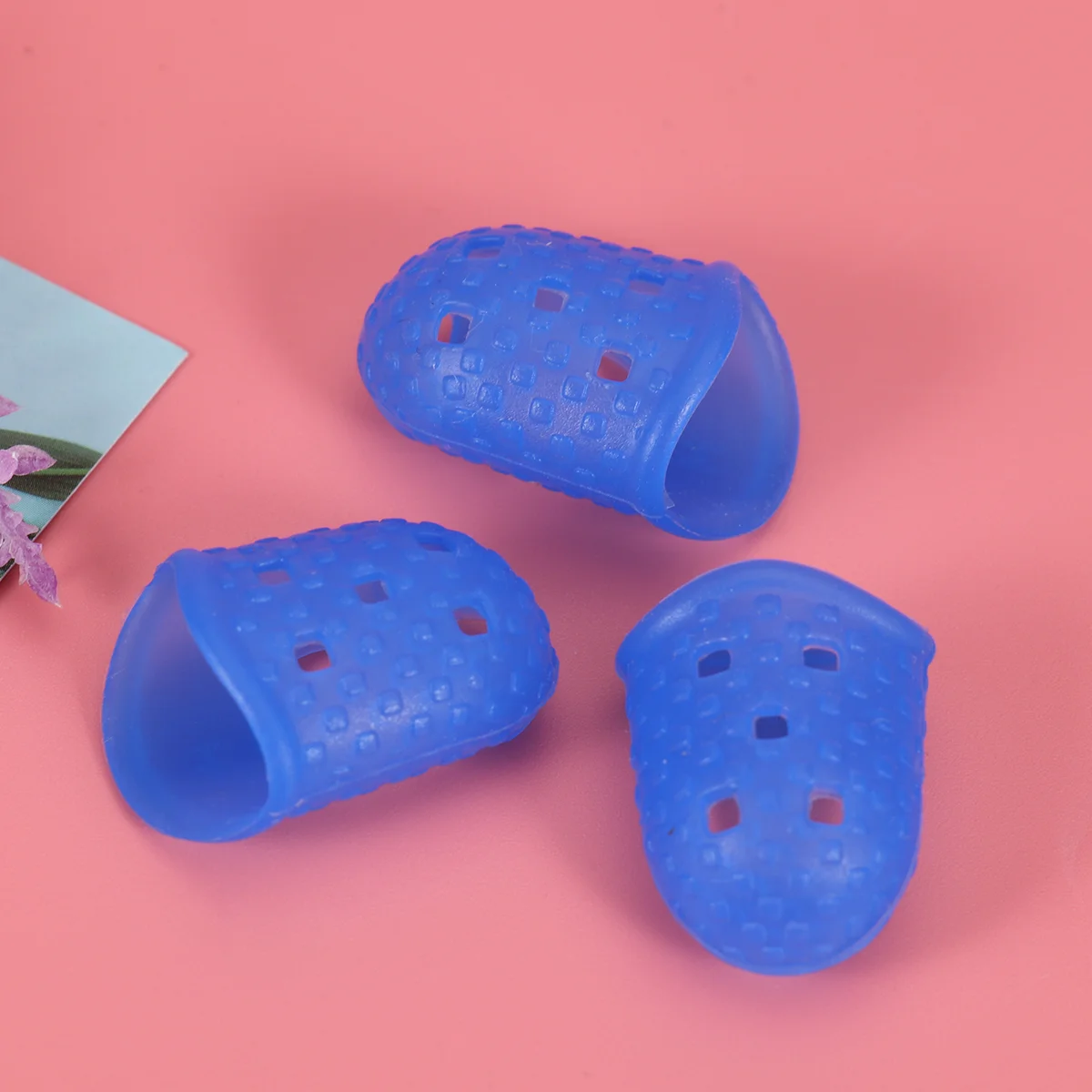 3 Pcs Electronic Repair Tool Fingertip Grips Tips Protection Non-slip Guitar Protector Silicone Guard
3 Pcs Electronic Repair Tool Fingertip Grips Tips Protection Non-slip Guitar Protector Silicone Guard