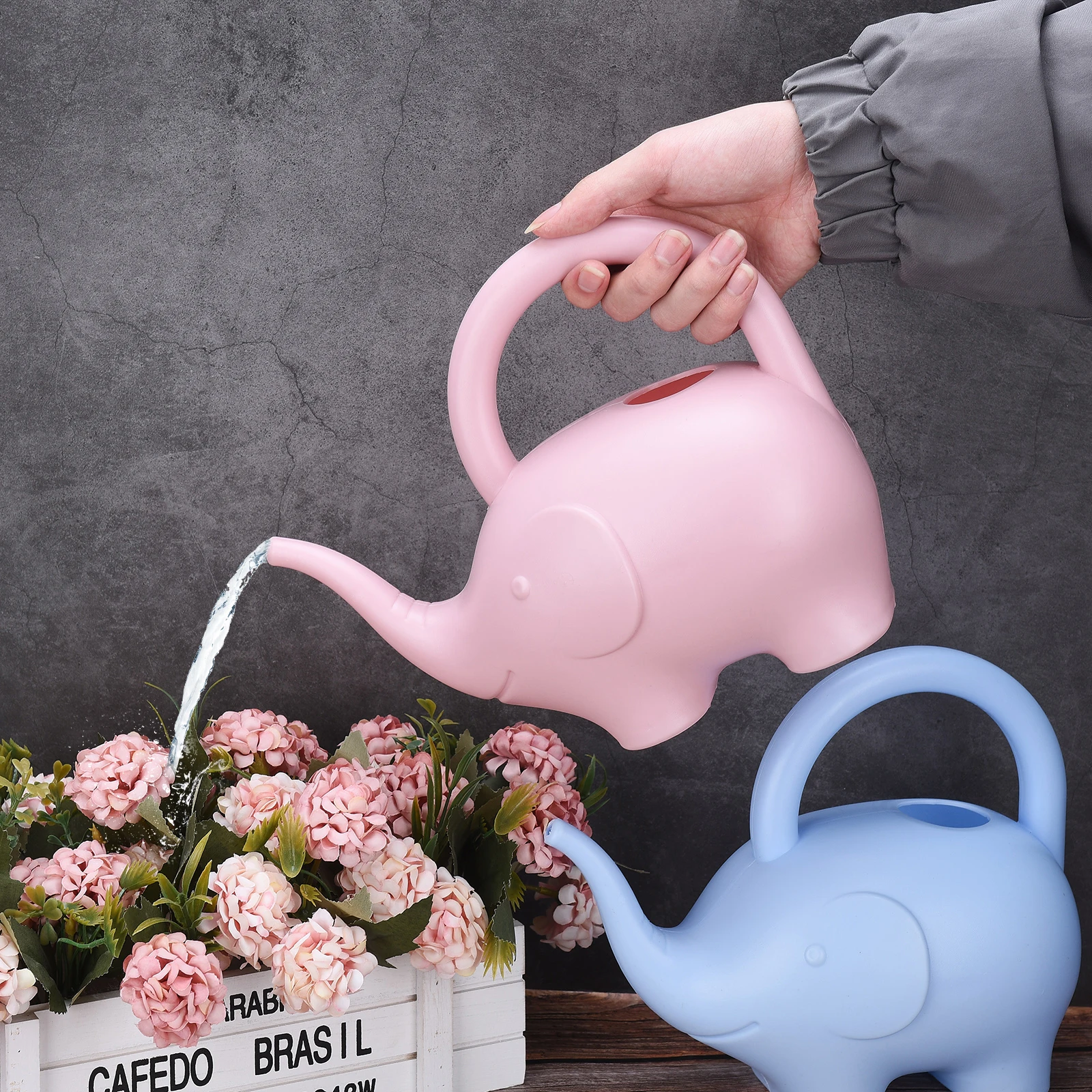 Elephant Shape Gardening Water Bottle Watering Can Jug Pot Outdoor Indoor Plastic Plant Cartoon Creative Succulents Potted
Elephant Shape Gardening Water Bottle Watering Can Jug Pot Outdoor Indoor Plastic Plant Cartoon Creative Succulents Potted