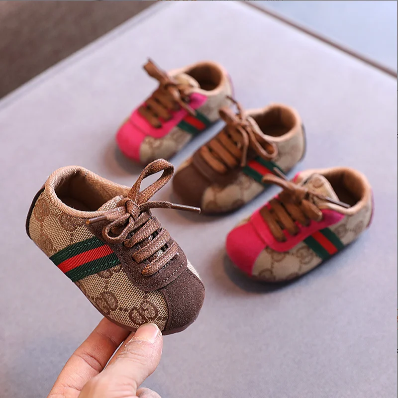 0-1 year old Baby Shoes Boys and Girls Baby Toddler Shoes Soft Bottom Baby Shoes Anti-kick Children's Shoes
0-1 year old Baby Shoes Boys and Girls Baby Toddler Shoes Soft Bottom Baby Shoes Anti-kick Children's Shoes
