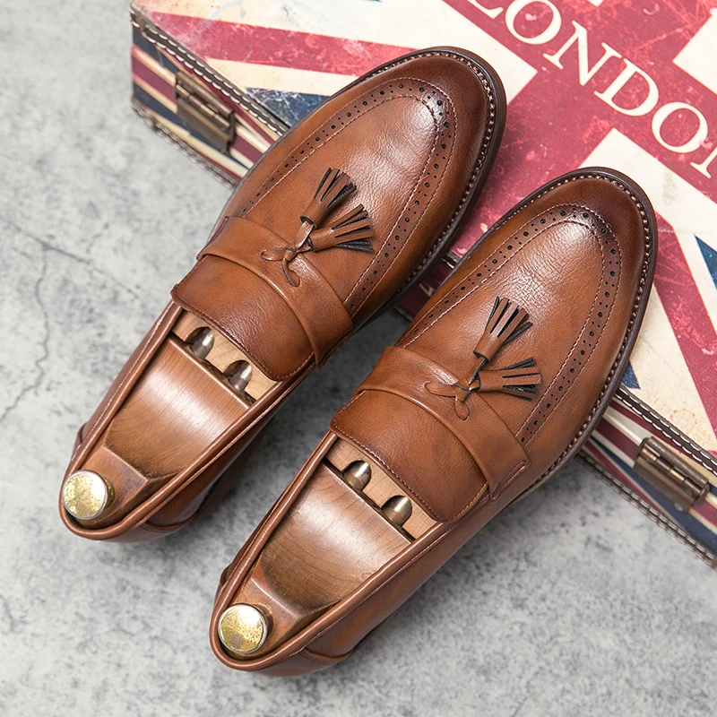 

Мужские брендовые туфли в стиле Bullock, коричневые деловые кожаные туфли для осени, лоферы без шнуровки, мужские Модные свадебные туфли с бахромой