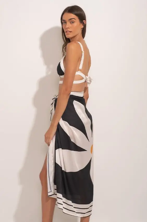 Модный Купальник с принтом, купальник из трех частей с накидкой, сексуальный купальник на завязках с высокой талией, летняя пляжная одежда, ... 
Модный Купальник с принтом, купальник из трех частей с накидкой, сексуальный купальник на завязках с высокой талией, летняя пляжная одежда, ...