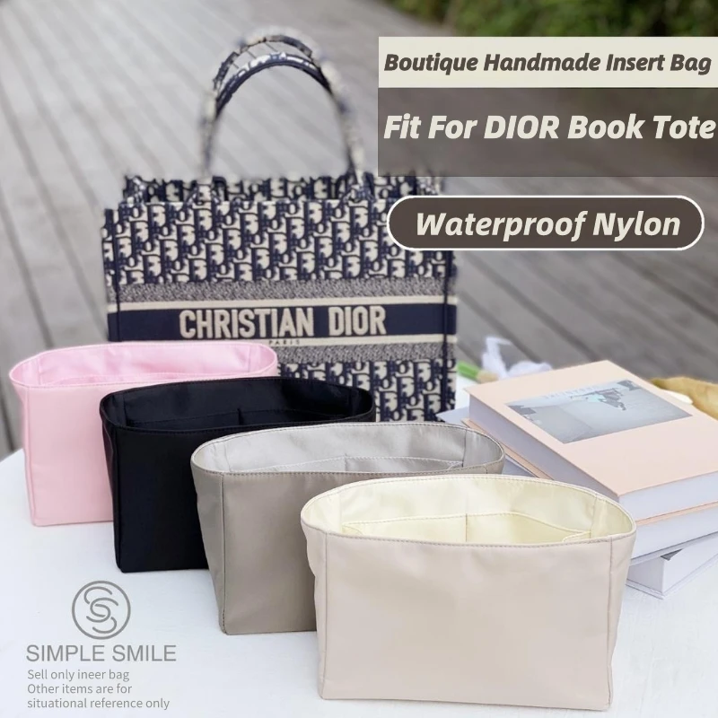 For DIOR Book Tote Mini Make up Organizer Felt Cloth Handbag Insert Bag Travel Inner Purse Portable Cosmetic Bags
For DIOR Book Tote Mini Make up Organizer Felt Cloth Handbag Insert Bag Travel Inner Purse Portable Cosmetic Bags