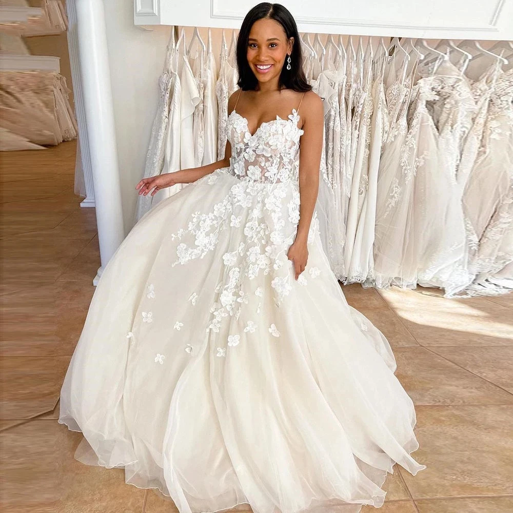 A Line Ivory Tulle Wedding Dresses Spaghetti Straps Illusion Lace Applique Bridal Gown Custom Made Robe De Mariee
A Line Ivory Tulle Wedding Dresses Spaghetti Straps Illusion Lace Applique Bridal Gown Custom Made Robe De Mariee