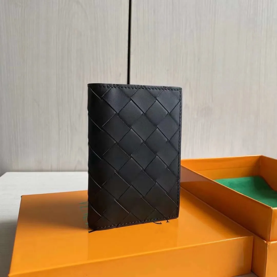 New Men Wallet Genuine Leather Luxury Brand Credit Card Holder Fashion Weave Design Multi-function Business Style Women Purse
New Men Wallet Genuine Leather Luxury Brand Credit Card Holder Fashion Weave Design Multi-function Business Style Women Purse