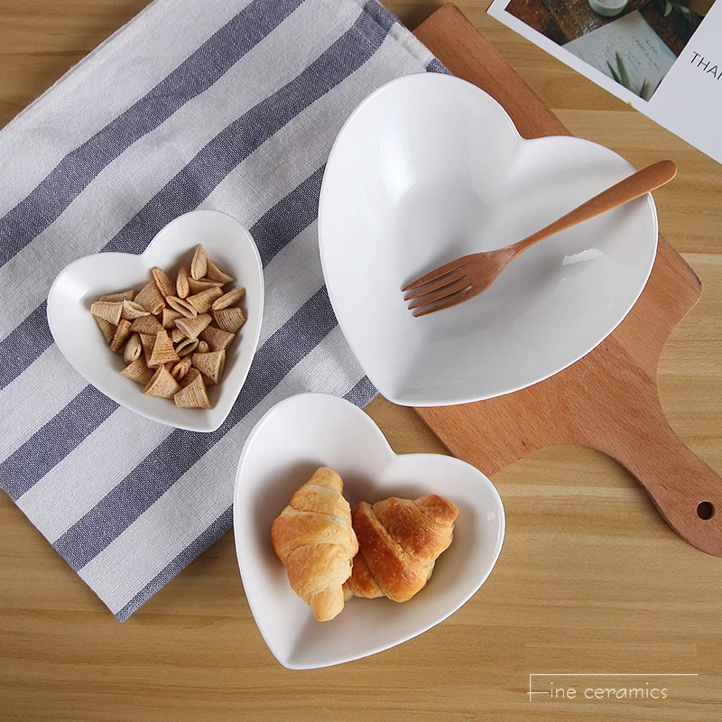 3pcs Set, White Embossed Porcelain Soup Bowl Set, Wedding Heart-shape Dessert Bowls, Kitchen Baking Bowl, Bowl Decorative Party
3pcs Set, White Embossed Porcelain Soup Bowl Set, Wedding Heart-shape Dessert Bowls, Kitchen Baking Bowl, Bowl Decorative Party