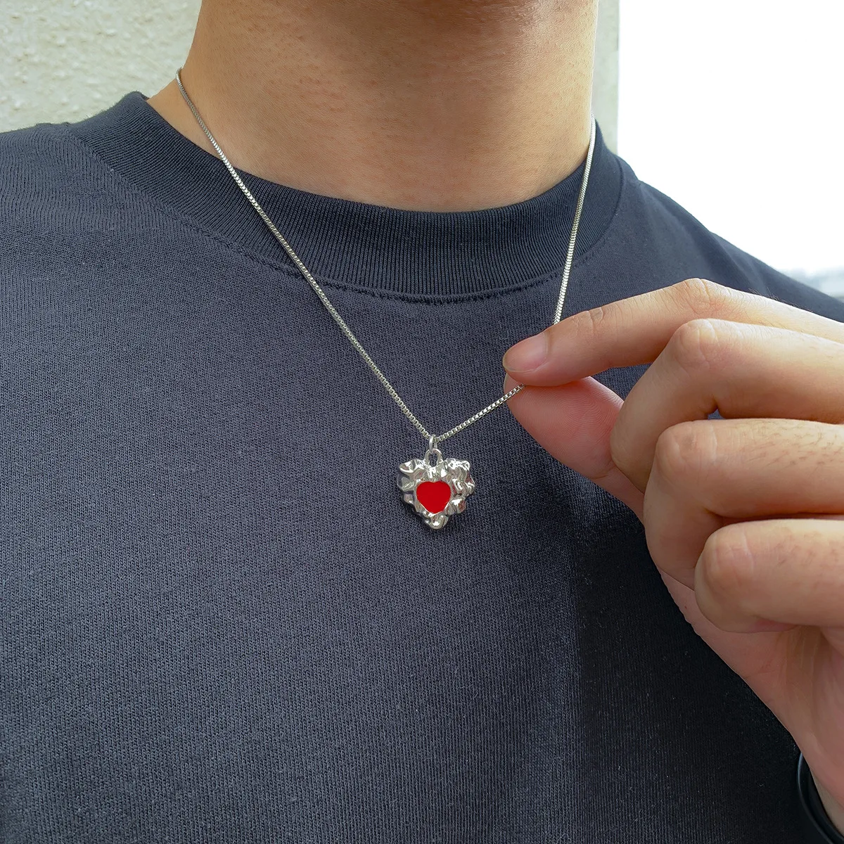 Creative Irregular Heart Pendant Necklace For Women Men Fashion Box Chain Necklaces Jewelry Accessory Clavicle Chain Choker Gift
Creative Irregular Heart Pendant Necklace For Women Men Fashion Box Chain Necklaces Jewelry Accessory Clavicle Chain Choker Gift