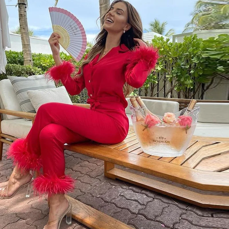 Autumn Women Soft Feather Home Suit Pajama Elegant Homewear Two Piece Set Fashion Turn-down Collar Button Top+Wide Leg Pant Suit
Autumn Women Soft Feather Home Suit Pajama Elegant Homewear Two Piece Set Fashion Turn-down Collar Button Top+Wide Leg Pant Suit