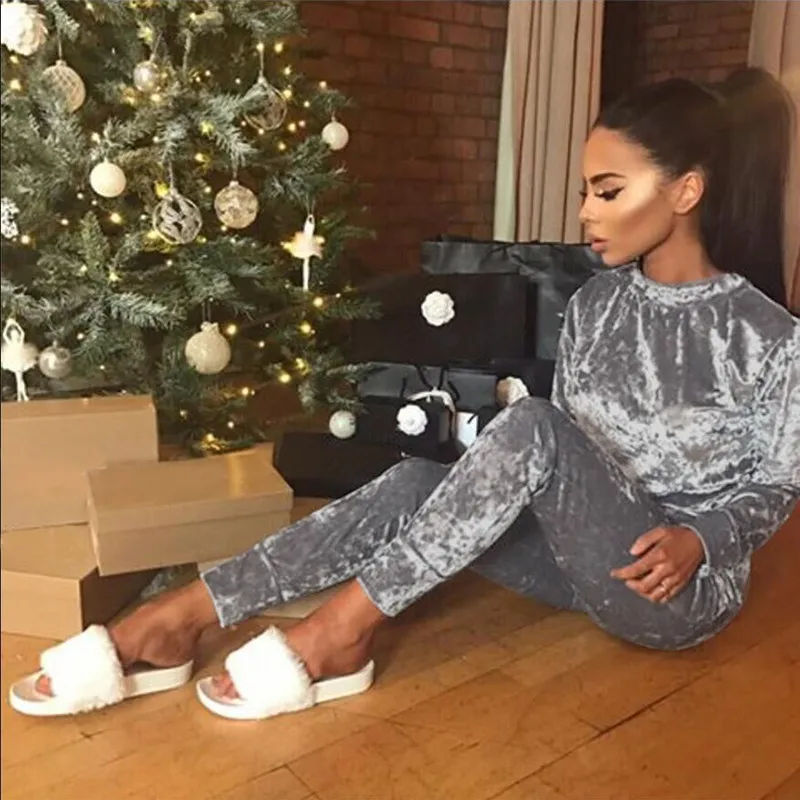 Spring Autumn Women Tracksuit Velvet Hoodies + Pants 2 PCS Sport Sets Female Velour Fitness Workout Gym Running Set Suits
Spring Autumn Women Tracksuit Velvet Hoodies + Pants 2 PCS Sport Sets Female Velour Fitness Workout Gym Running Set Suits