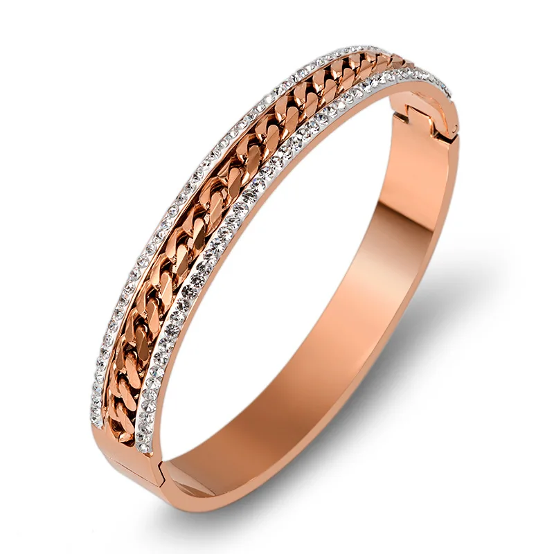 Роскошные ювелирные изделия, бриллианты, Европейская и американская простота, инкрустированный белым корпусом, дизайнерский браслет из титановой стали, подарок для женщин
Роскошные ювелирные изделия, бриллианты, Европейская и американская простота, инкрустированный белым корпусом, дизайнерский браслет из титановой стали, подарок для женщин