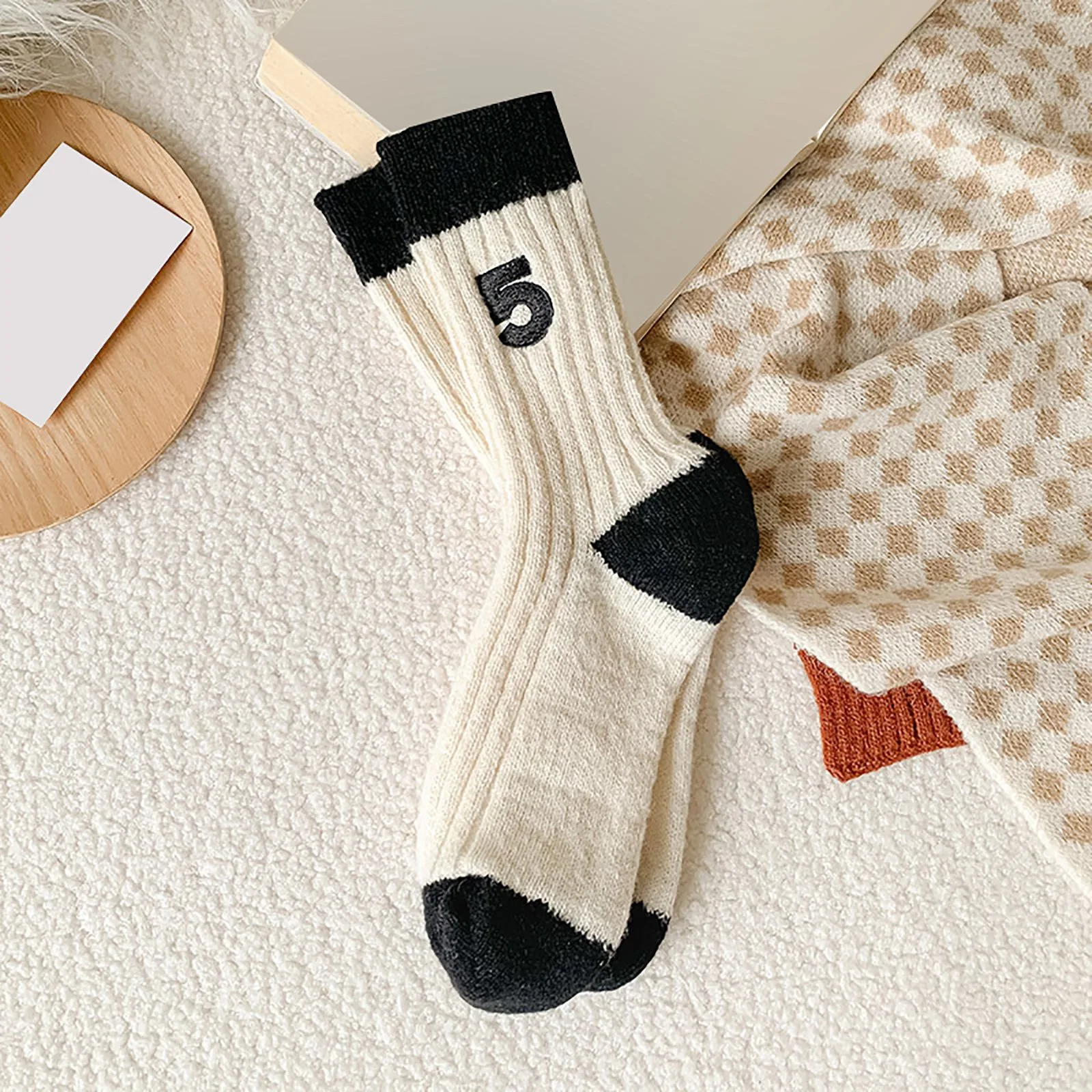 Womens Thick Woolen Five Embroidered Mid Calf Socks For Autumn And Winter Warm Black White Long Tube Socks Stockings For Women
Womens Thick Woolen Five Embroidered Mid Calf Socks For Autumn And Winter Warm Black White Long Tube Socks Stockings For Women