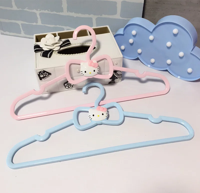 Kawaii Sanrio Accessories Coat Hanger Hello Kittys Cute Beauty Bow Knot Sanrio Room Decor Seamless Non-Slip Drying Girls Gift
Kawaii Sanrio Accessories Coat Hanger Hello Kittys Cute Beauty Bow Knot Sanrio Room Decor Seamless Non-Slip Drying Girls Gift