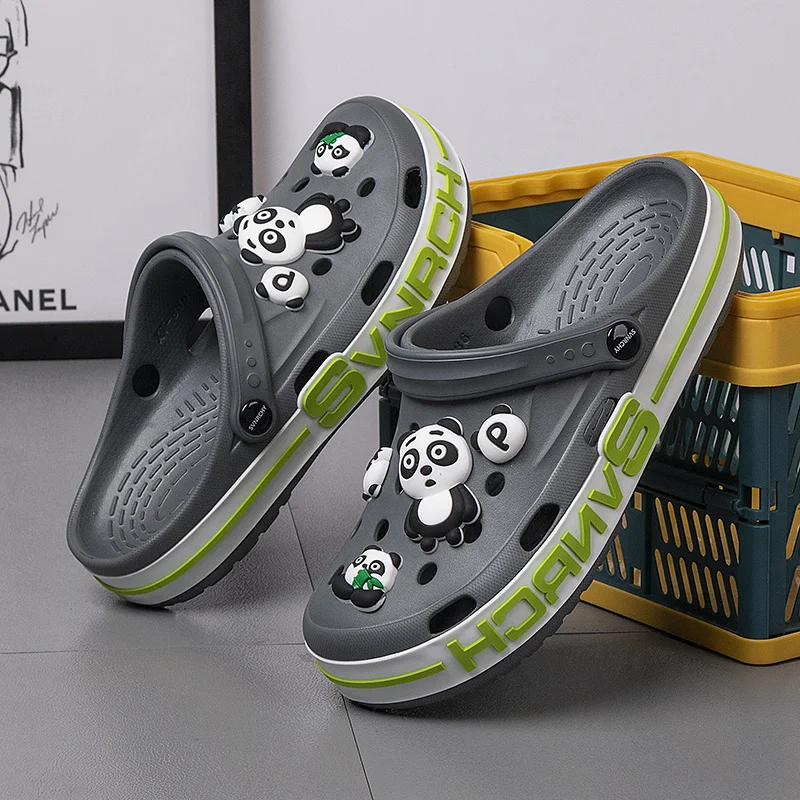 New Fashion Pandas Clogs for Men Summer Comfortable Platform Sandals Men Non-slip Beach and Outdoor Sandals Men zuecos hombre
New Fashion Pandas Clogs for Men Summer Comfortable Platform Sandals Men Non-slip Beach and Outdoor Sandals Men zuecos hombre