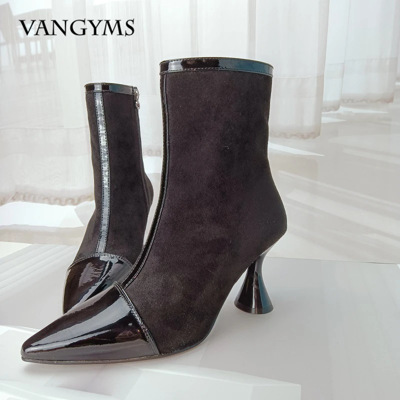 Женские ботинки с острым носком, женские кожаные ботинки средней длины с боковой молнией и коническим каблуком, Зимние Модные Теплые Ботинк...
Женские ботинки с острым носком, женские кожаные ботинки средней длины с боковой молнией и коническим каблуком, Зимние Модные Теплые Ботинк...