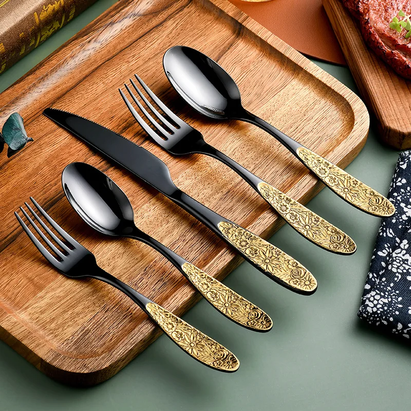 Vintage carved stainless steel tableware Light luxury hotel family steak knife fork and spoon kitchen items cutlery muslim sets
Vintage carved stainless steel tableware Light luxury hotel family steak knife fork and spoon kitchen items cutlery muslim sets