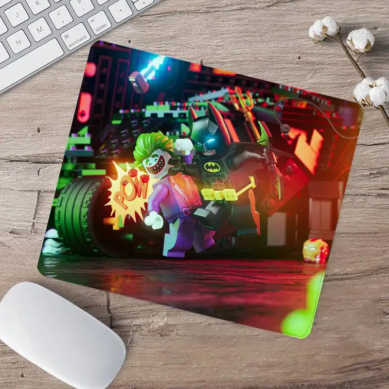 DC Hero Batman Silicone large/small Pad to Mouse Game Mouse Pad Anti-student Office Desktop Non-slip Pad 18x22cm
DC Hero Batman Silicone large/small Pad to Mouse Game Mouse Pad Anti-student Office Desktop Non-slip Pad 18x22cm