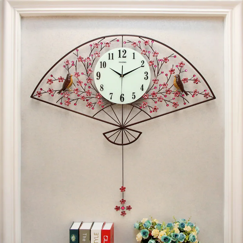 Creative pendulum clock retro wrought iron wall clock fashion clock living room decoration clock quartz clock digital wall
Creative pendulum clock retro wrought iron wall clock fashion clock living room decoration clock quartz clock digital wall