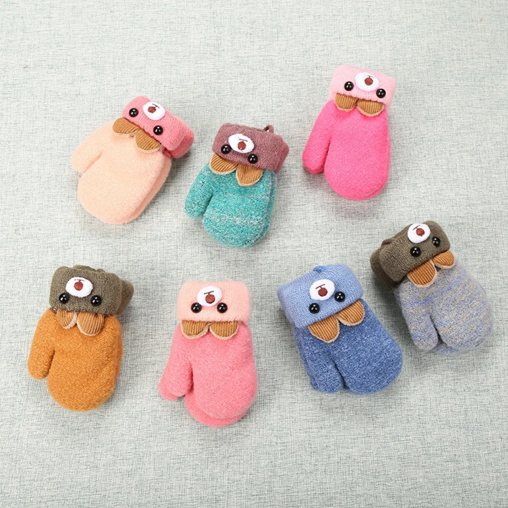 Baby Gloves Cartoon Baby Mittens Winter Warm Knitted 0-3Y Children Full Finger Gloves Thicken Winter Coral Fleece Handschoen
Baby Gloves Cartoon Baby Mittens Winter Warm Knitted 0-3Y Children Full Finger Gloves Thicken Winter Coral Fleece Handschoen