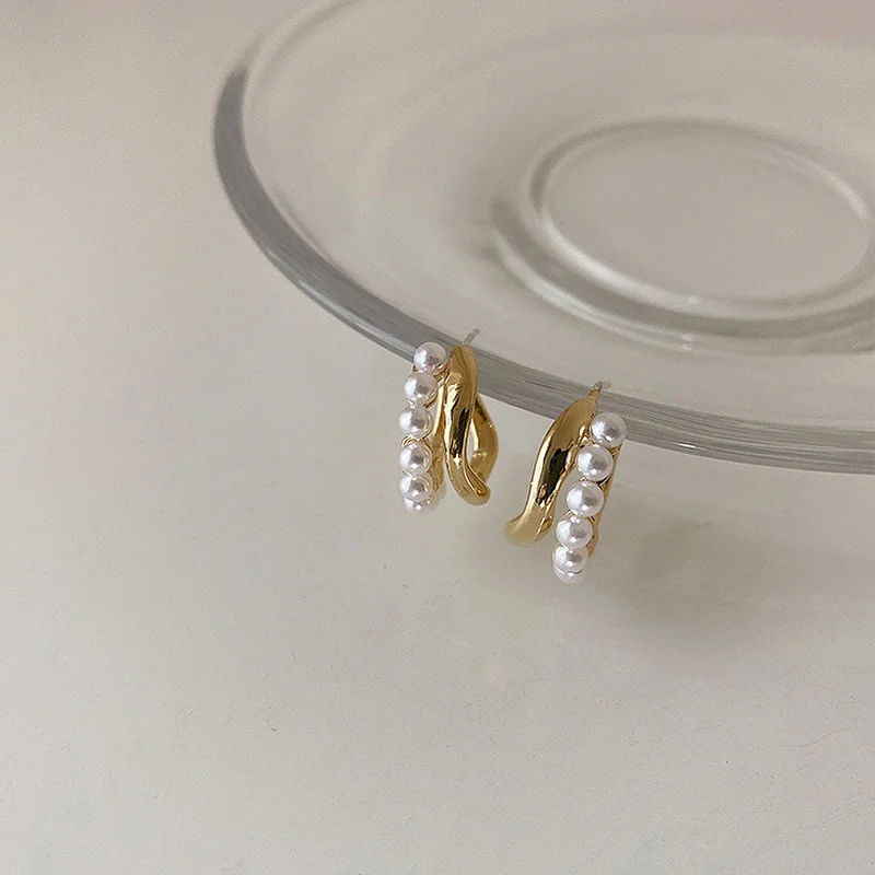 ALLNEWME Minimalist Simulated Pearl Irregular Twisted Dangle Earrings for Women Gold Color Alloy Double Layers Geometric Earring
ALLNEWME Minimalist Simulated Pearl Irregular Twisted Dangle Earrings for Women Gold Color Alloy Double Layers Geometric Earring