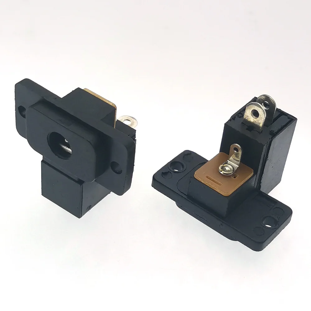 5pcs Black DC Power Connector Jack Socket DC Connectors PCB Mount Terminal Electric Car DC 6.5*2.1 Charger Socket Port
5pcs Black DC Power Connector Jack Socket DC Connectors PCB Mount Terminal Electric Car DC 6.5*2.1 Charger Socket Port