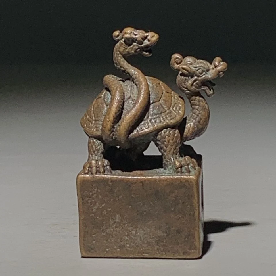 Antique pure copper four sacred animals Xuanwu seals old objects secondhand old bronze antiques
Antique pure copper four sacred animals Xuanwu seals old objects secondhand old bronze antiques