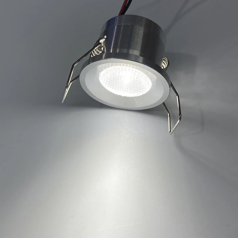 Ohlite мини-прожектор LED 12В 1Вт
Ohlite мини-прожектор LED 12В 1Вт