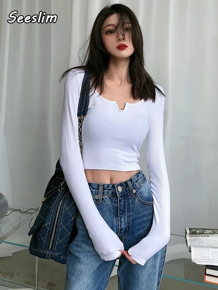 Женская футболка с длинным рукавом, квадратным вырезом
Женская футболка с длинным рукавом, квадратным вырезом